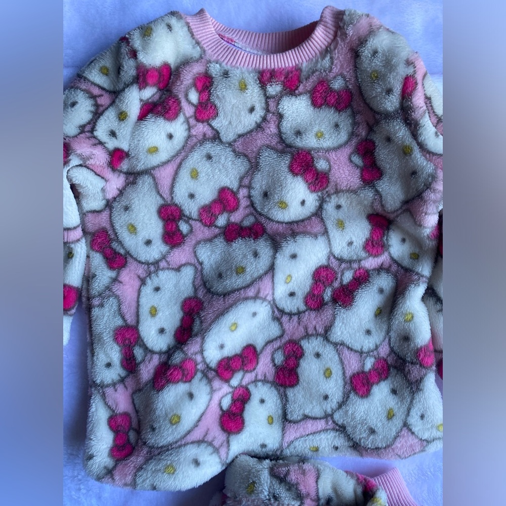 Baby Girls Hello Kitty set - Picture 2 of 3